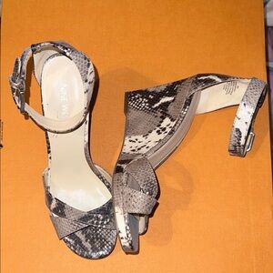 Nine West Black and Cream Snake Print Heels